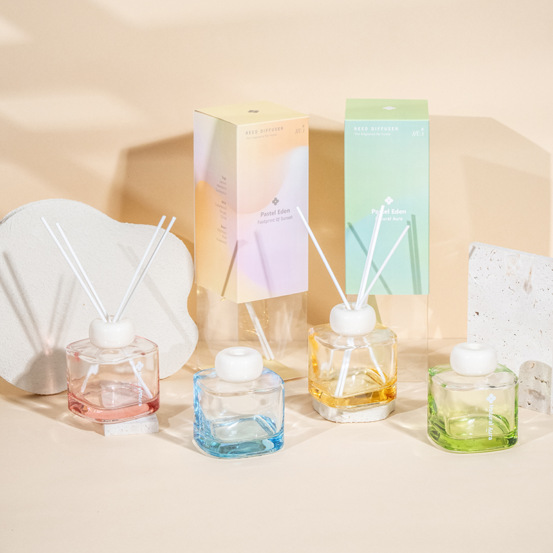 Sticla patrata de parfum din sticla transparenta difuzor din stuf-fabrica de difuzoare arome