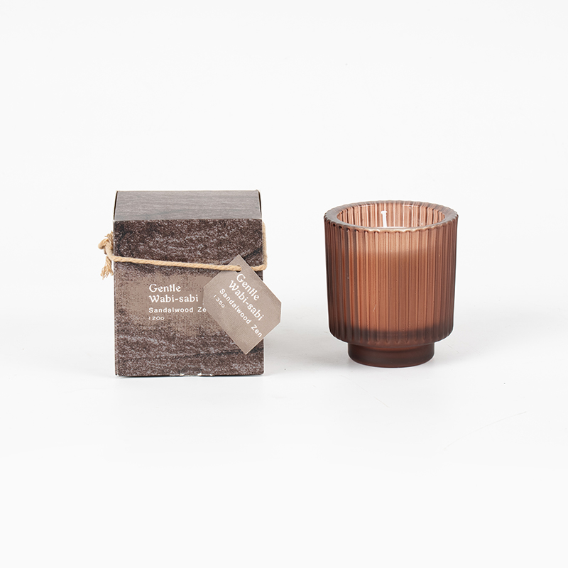 Cană rotundă de lumânare din sticlă cu dungi verticale lumânări parfumate-vânzător de lumânări de ceară de soia ecologică