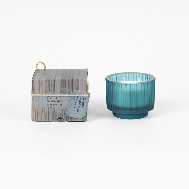 Cană rotundă de lumânare din sticlă cu dungi verticale lumânări parfumate-vânzător de lumânări de ceară de soia ecologică