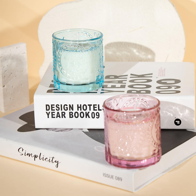 Lumanare parfumata cu sticla gratioasa de Ziua Mamei -producator de lumanari din ceara de soia ecologica